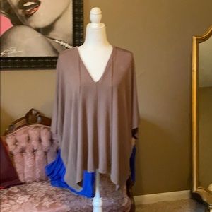 Lovestitch dolman top with hood in brown❤️